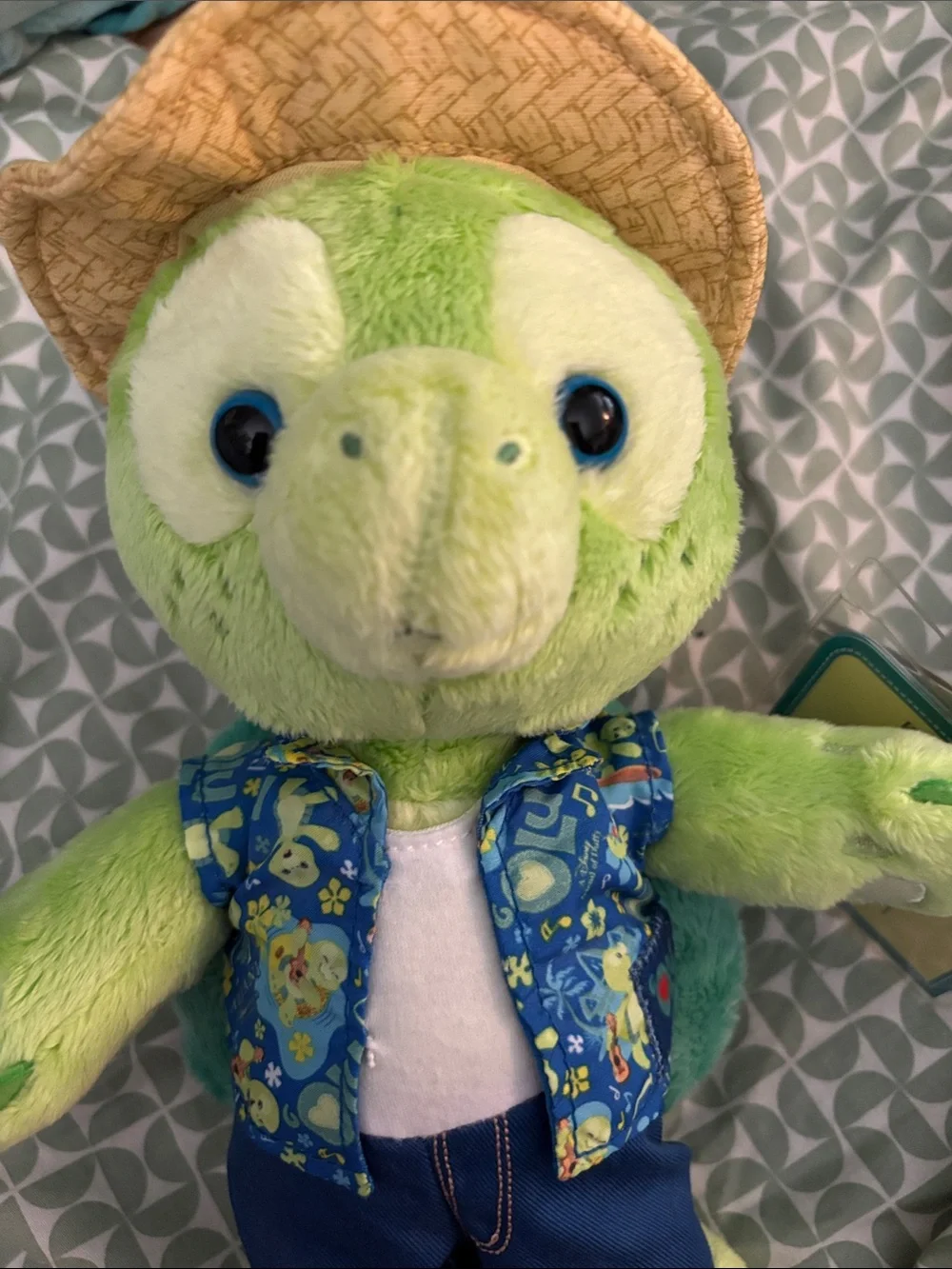 Aulani Disney “Olu” Duffy Friend Hawaii Green Plush Turtle